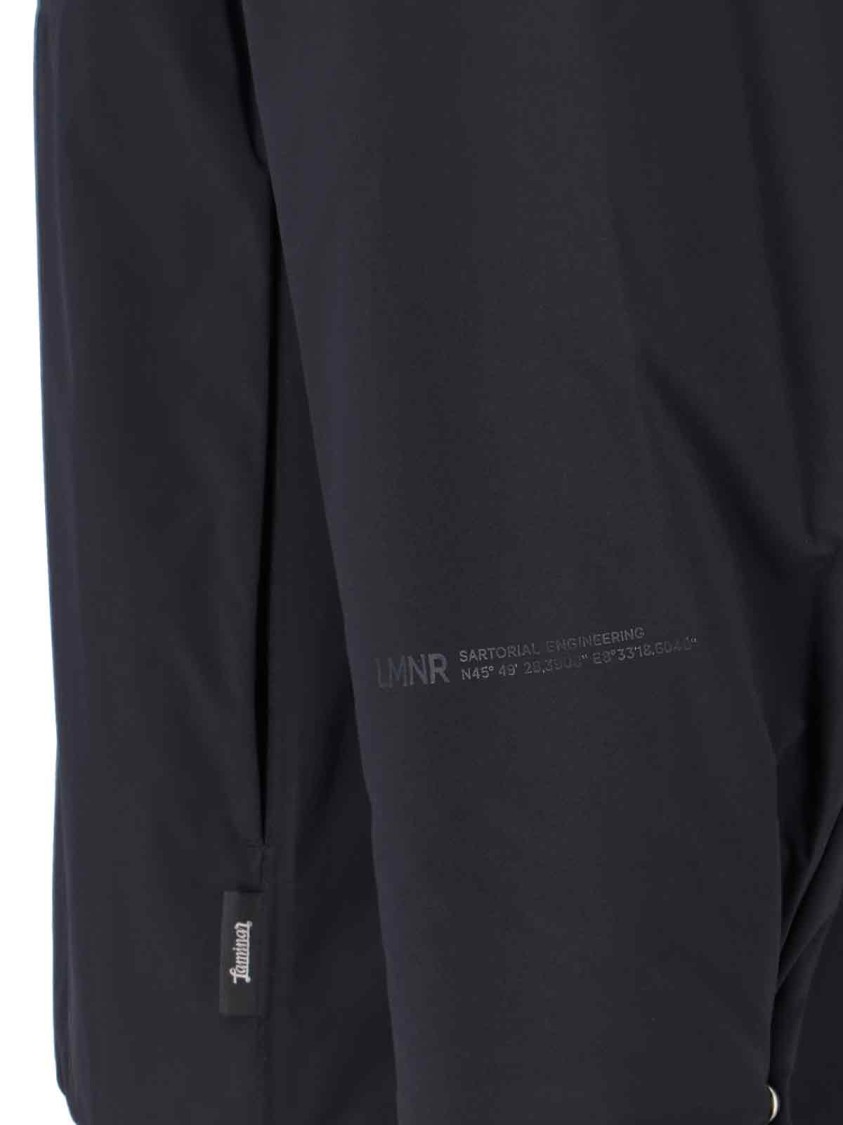 Herno Minimalist Black Jacket With Tailored Fit And Zipper Closure Zwart