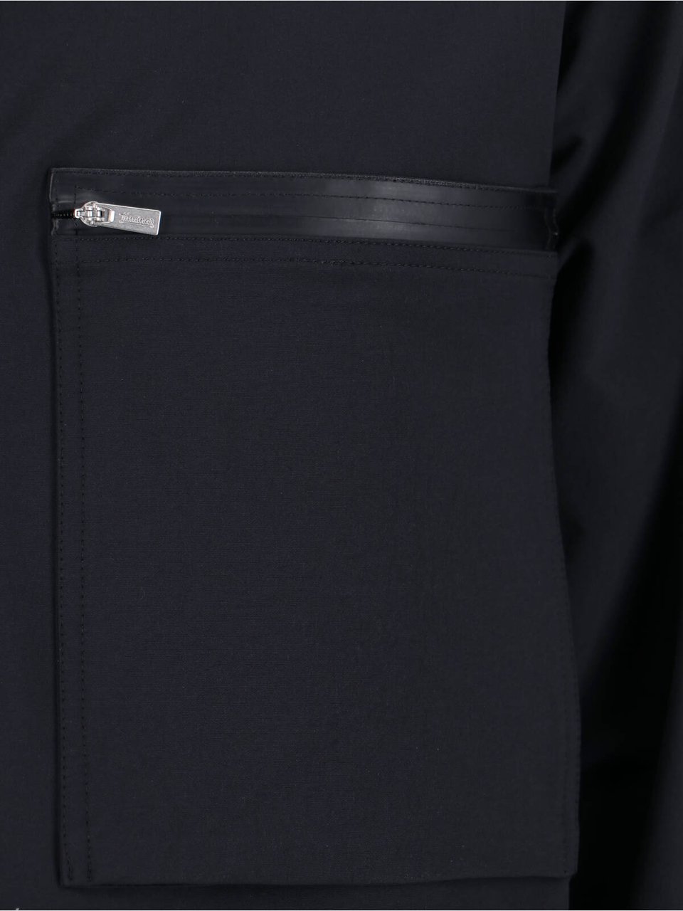 Herno Classic Zip-Front Black Jacket with Minimalist Design Zwart