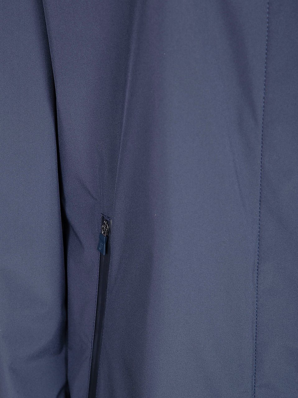 Herno Blue Coat with Classic Collar and Concealed Closure Grijs
