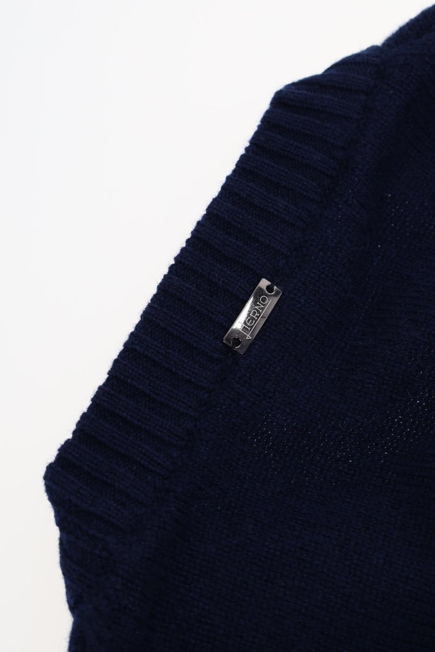 Herno Wool-Cashmere Crewneck Sweater with Suede Patches Zwart