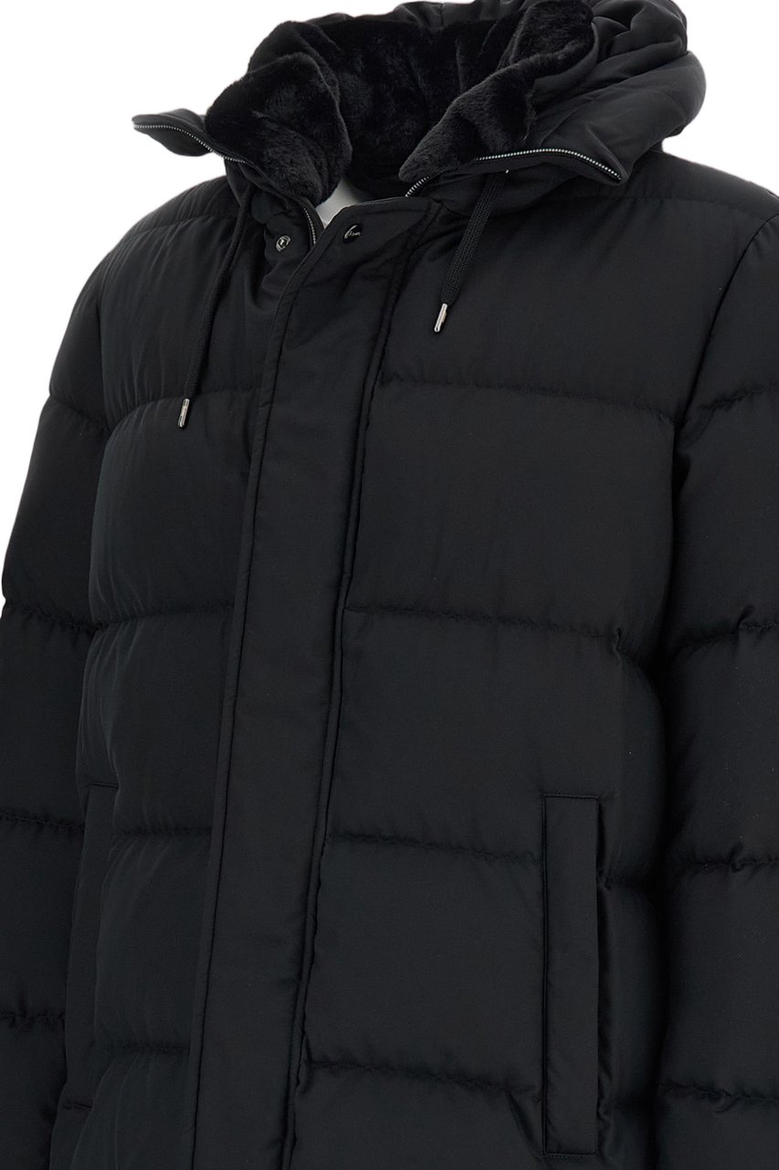 Herno Quilted Hooded Down Jacket With Removable Faux Fur Collar Zwart