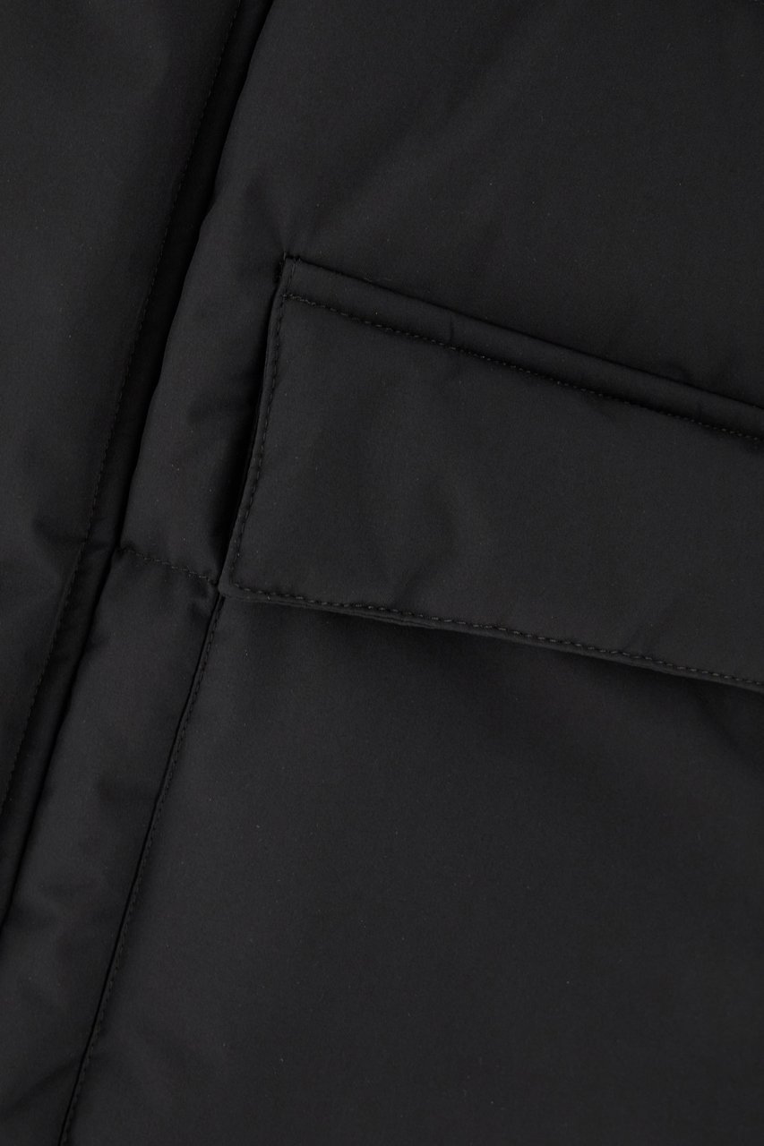 Herno Black nylon down jacket Zwart
