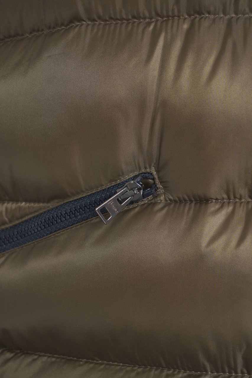 Herno Quilted down jacket Groen