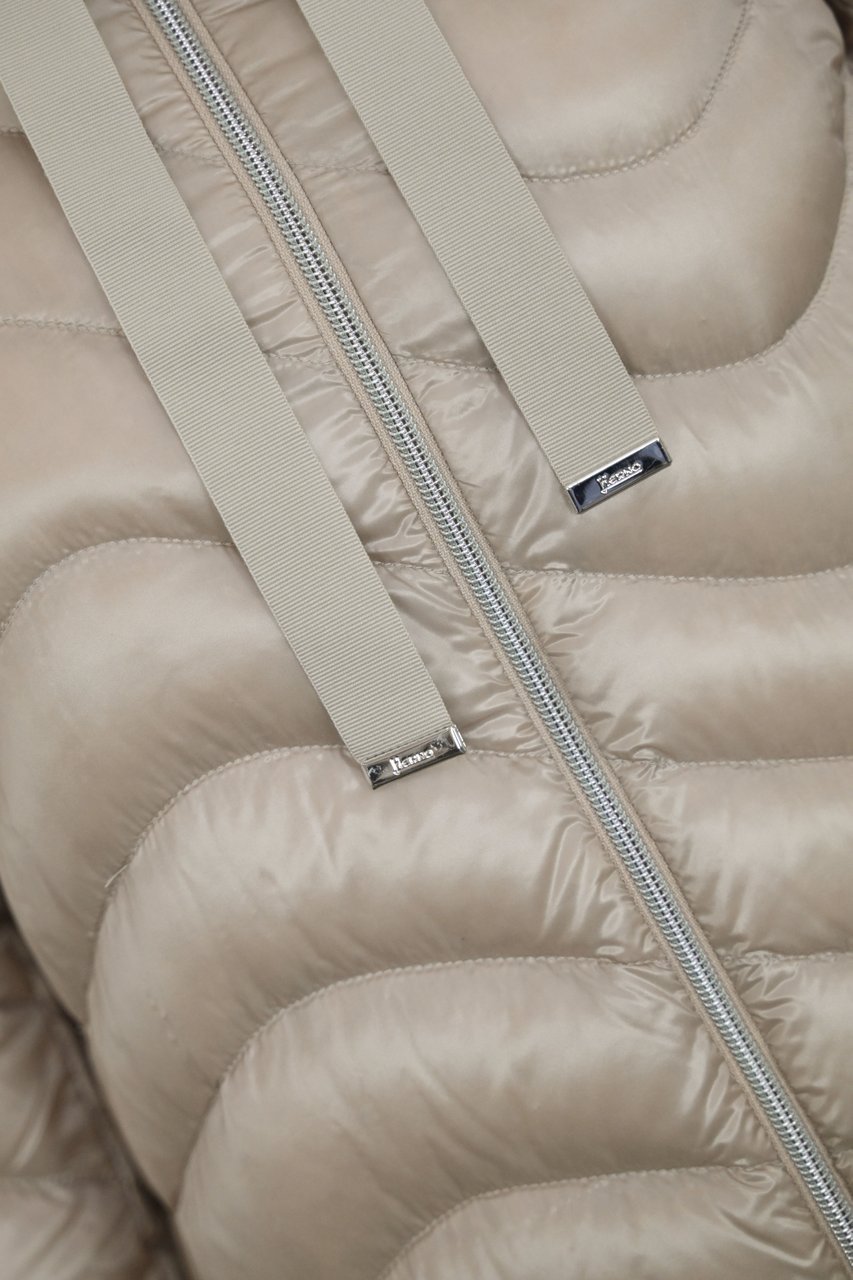 Herno Coats Chantilly Beige