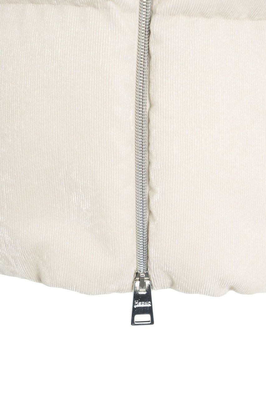 Herno Needlecord down vest Wit