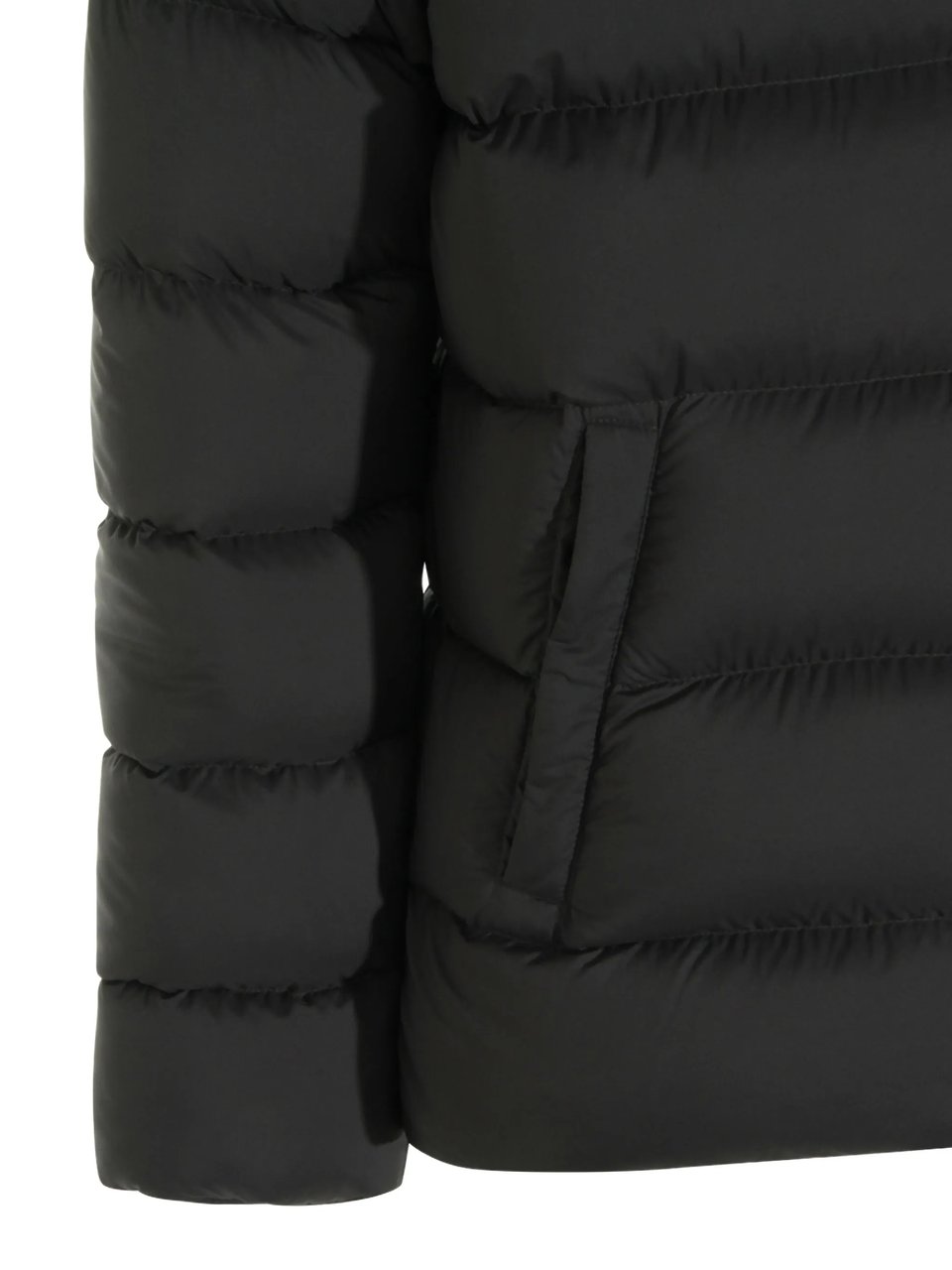 Herno Black Puffer Jacket With Horizontal Quilted Padding And Detachable Hood Zwart