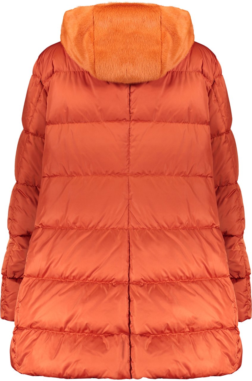 Herno Orange down jacket with modern design Oranje