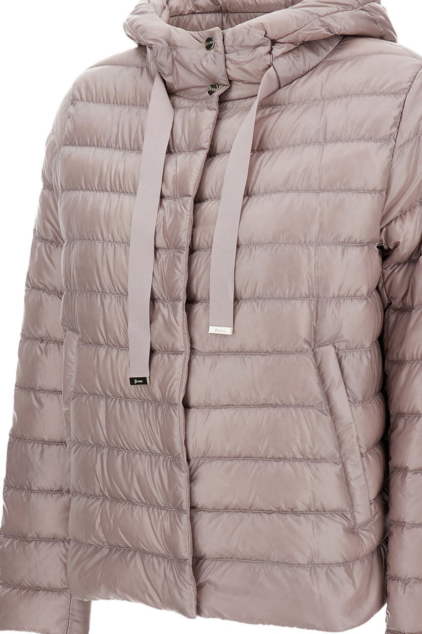 Herno Hooded Down Jacket With Quilted Design And Adjustable Drawstring Neutraal