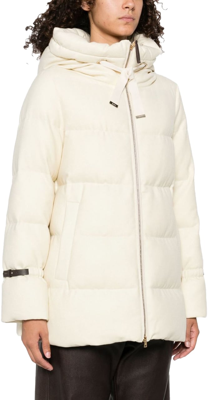 Herno Coats White Wit