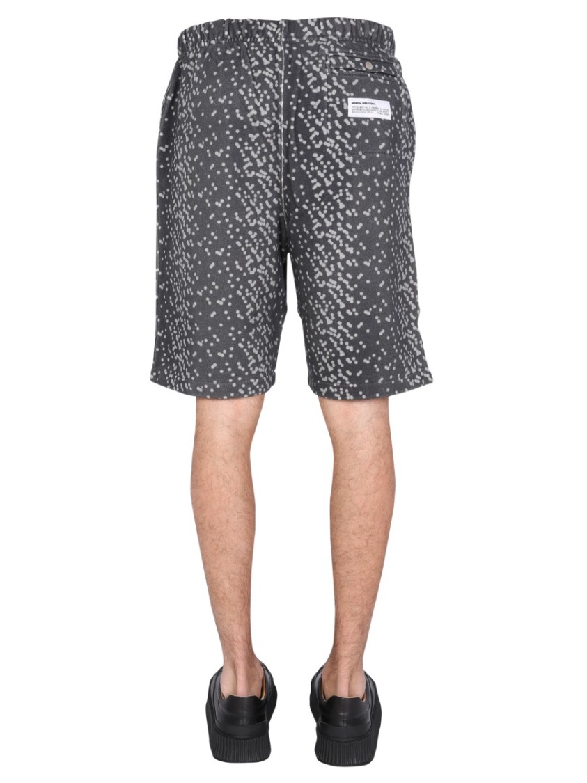 Heron Preston Bermuda Shorts With Front Logo Accents Grijs