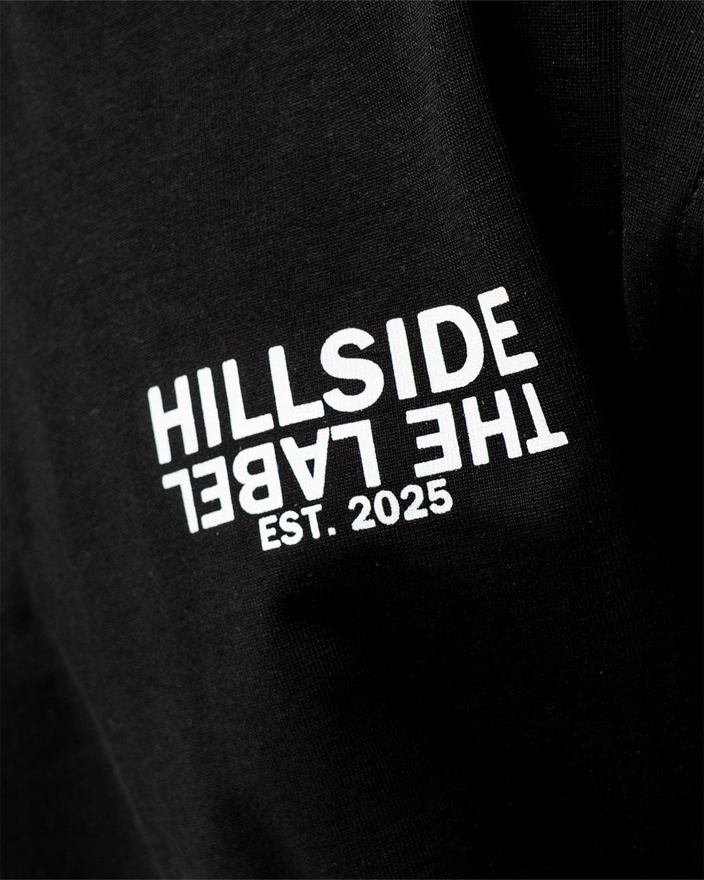 Hillside the Label Longsleeve Classic Logo Zwart