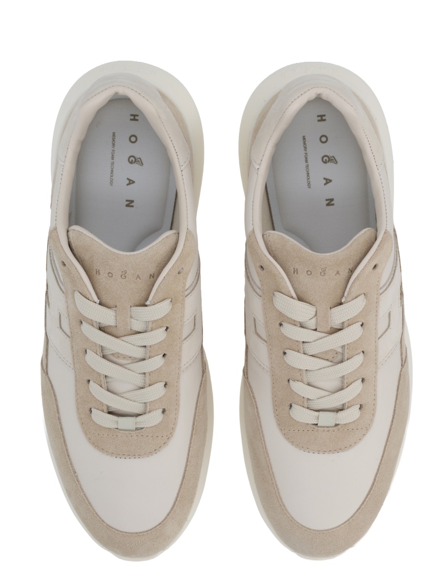 HOGAN Beige Suede Overlay Sneakers Neutraal