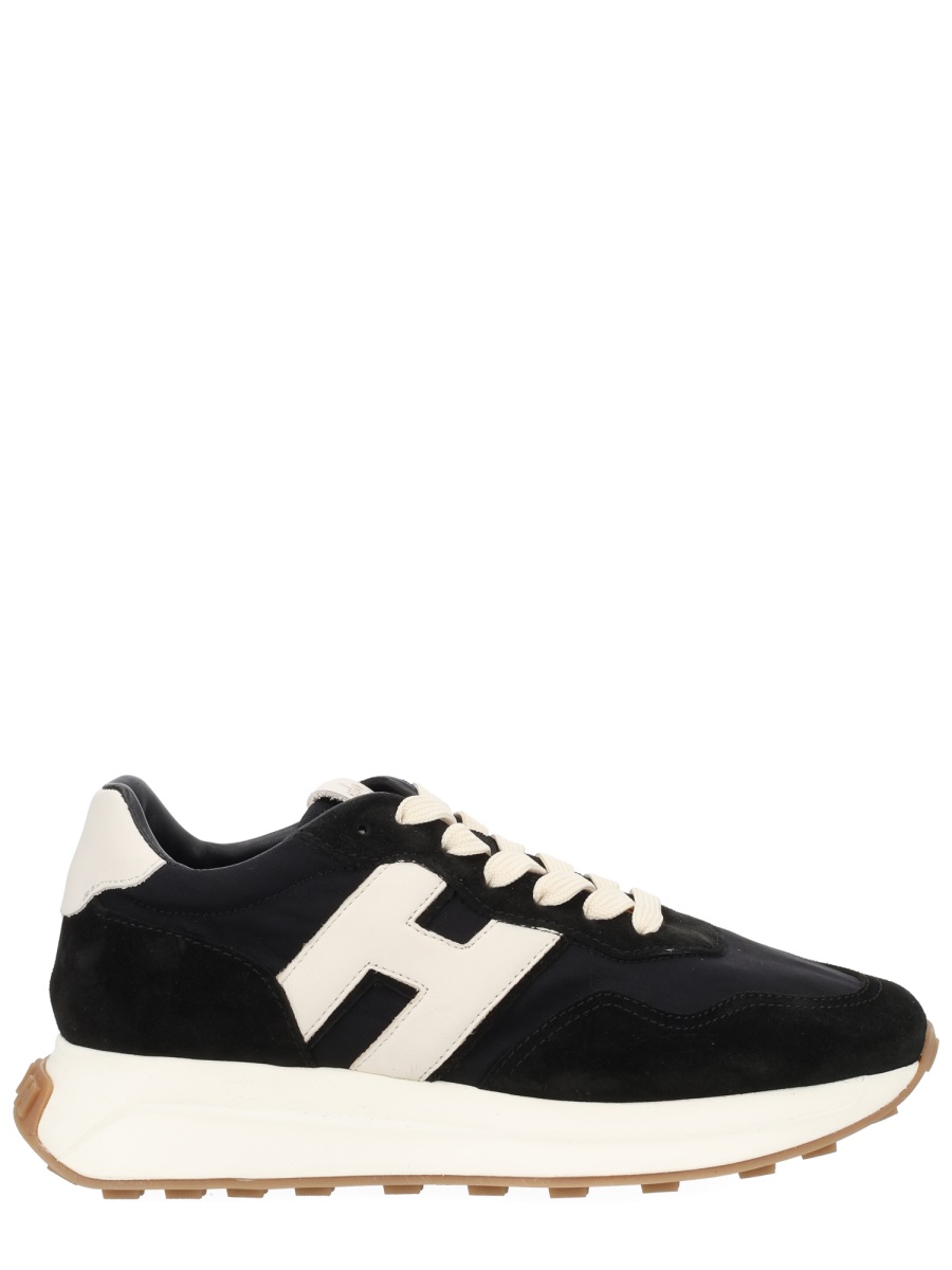HOGAN Black H641 Contrasting White Accents Sneakers Zwart