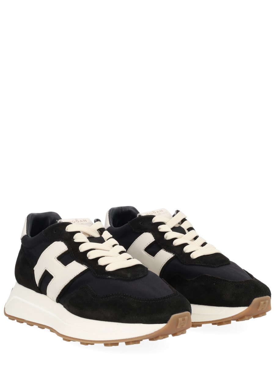 HOGAN Black H641 Contrasting White Accents Sneakers Zwart
