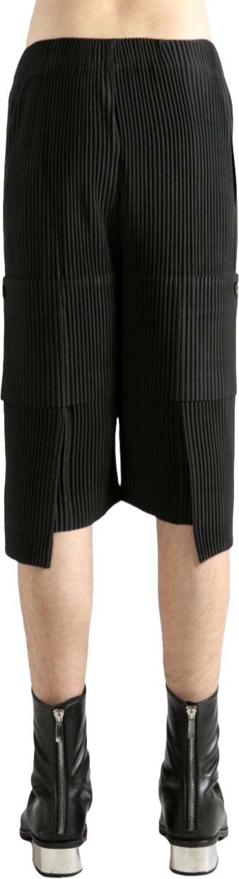 HOMME PLISSÉ ISSEY MIYAKE Shorts Grey Donkergrijs