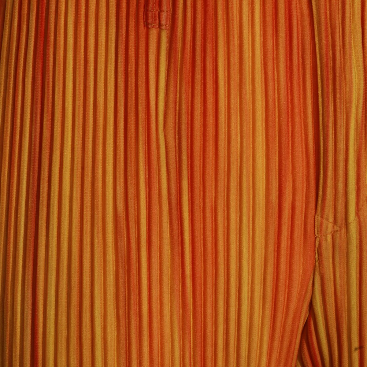 HOMME PLISSÉ ISSEY MIYAKE Pleated Trousers With Gradient Color Transition And Tapered Fit Oranje