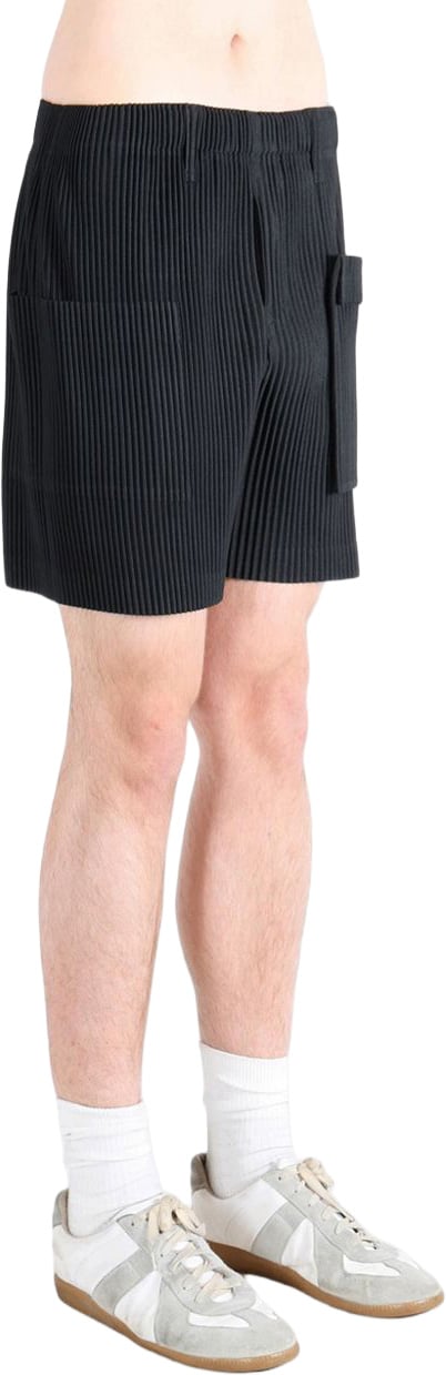 HOMME PLISSÉ ISSEY MIYAKE Trousers Black Zwart