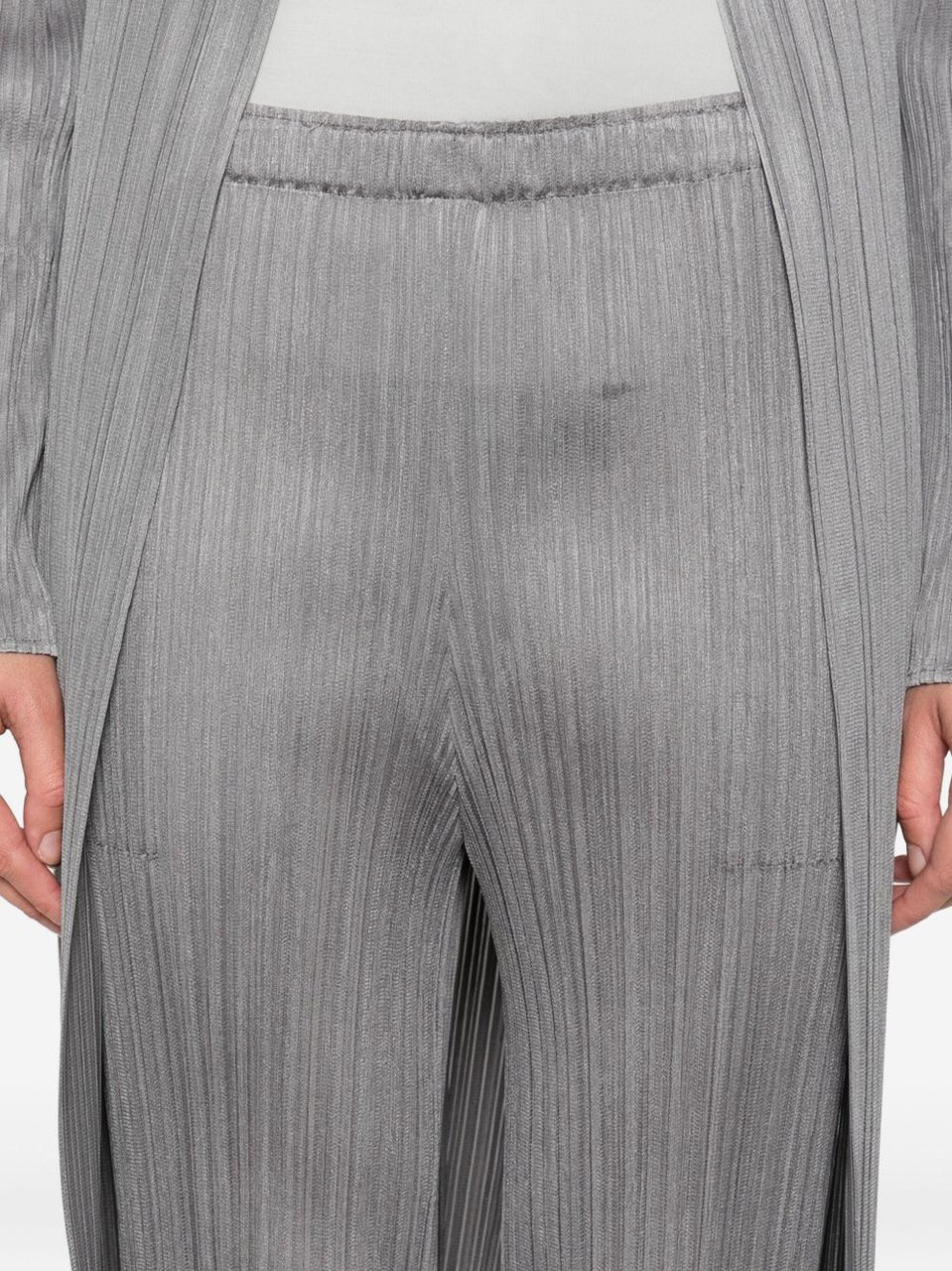 HOMME PLISSÉ ISSEY MIYAKE Trousers Grey Grijs