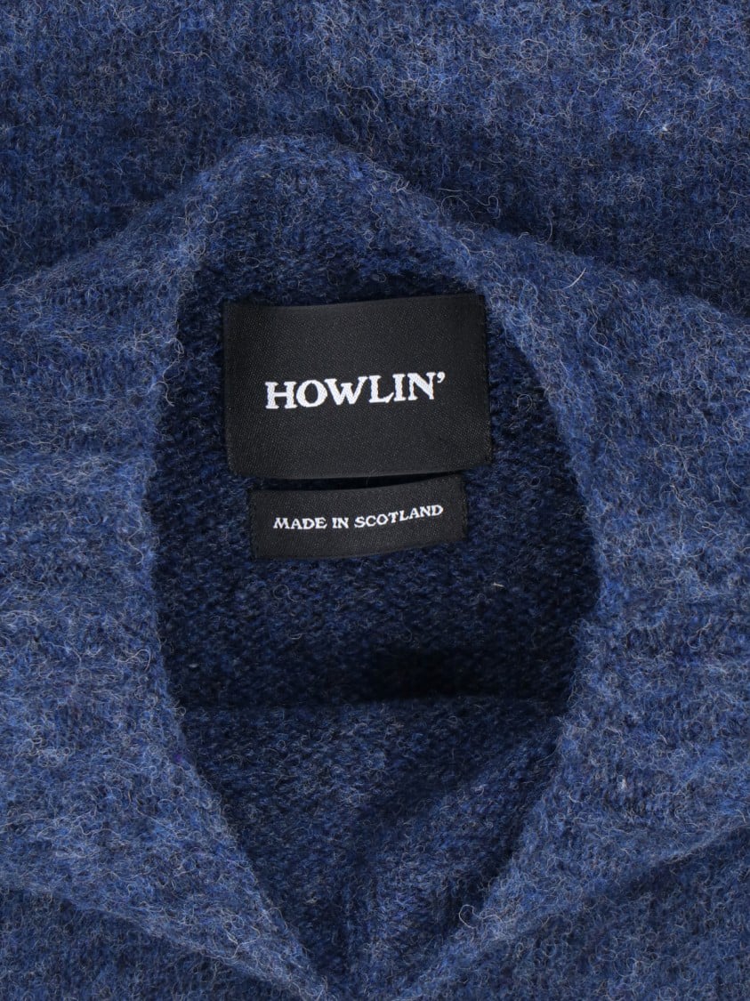 Howlin Classic Round Neck Sweater With Comfortable Fit And Soft Texture Blauw