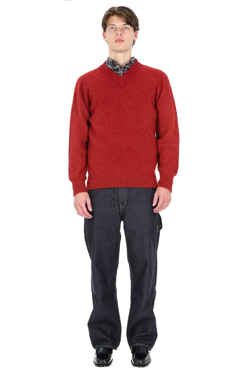 Howlin Shetland Boxy Fit Wool V-Neck Sweater Rood