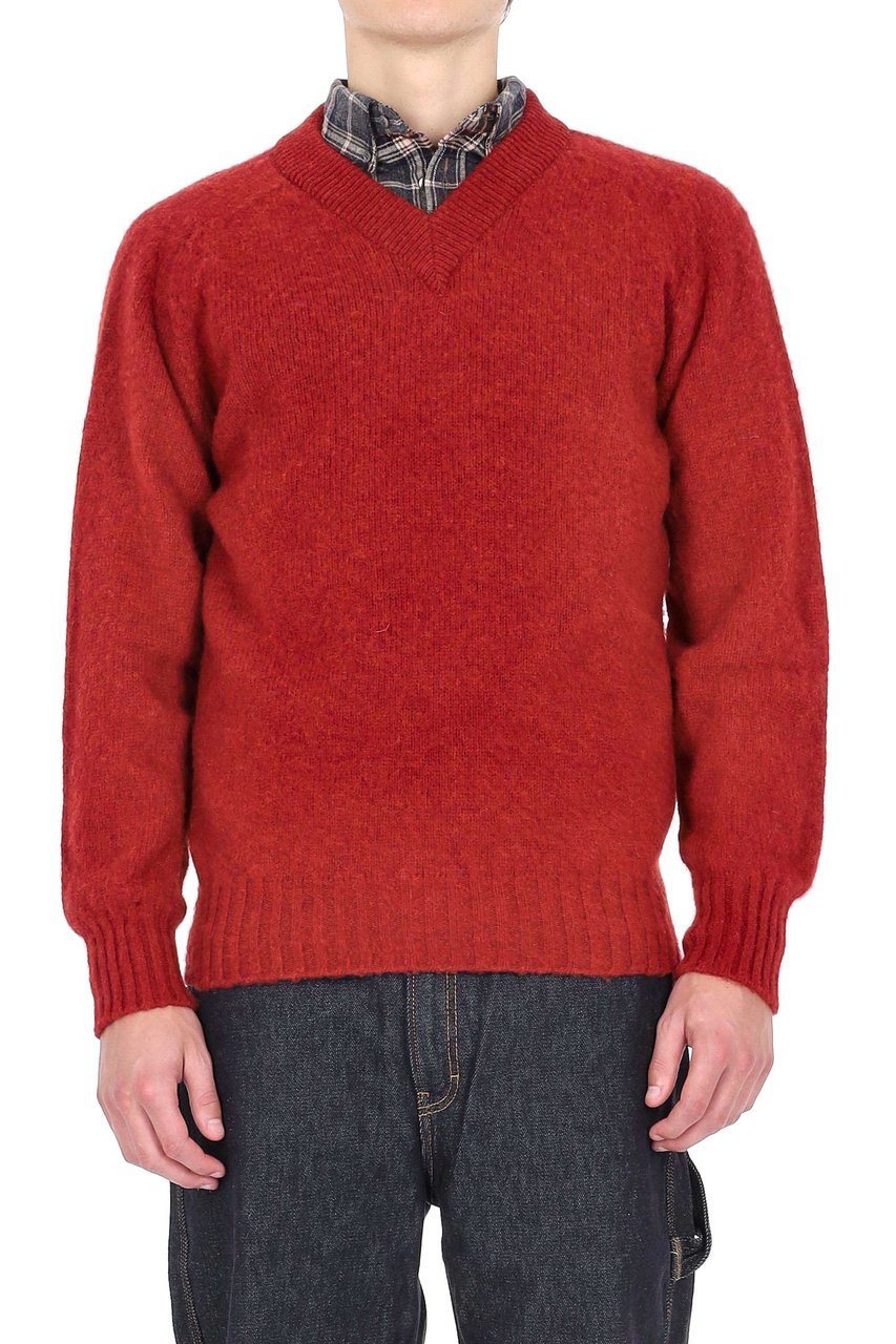 Howlin Shetland Boxy Fit Wool V-Neck Sweater Rood