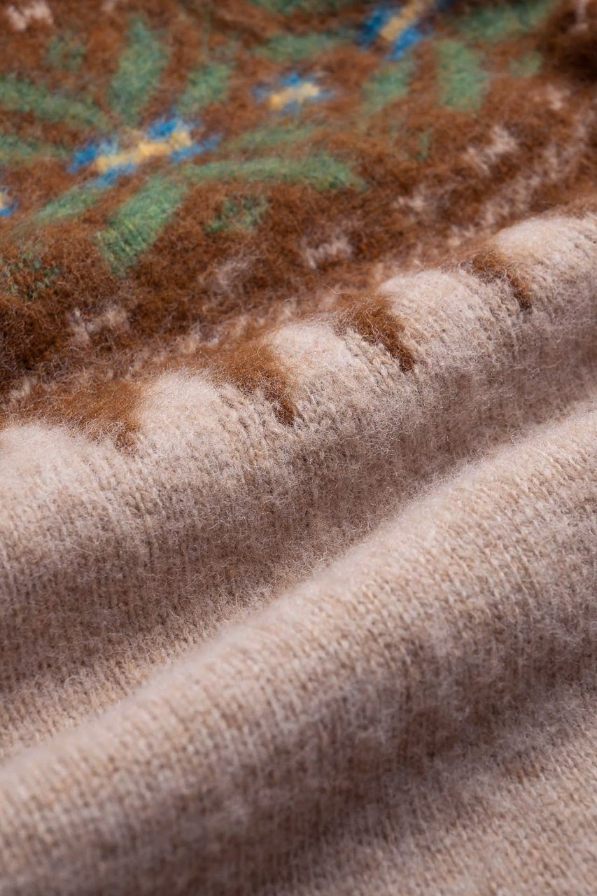 Howlin Shetland Nordic Pattern Wool Crewneck Sweater Neutraal