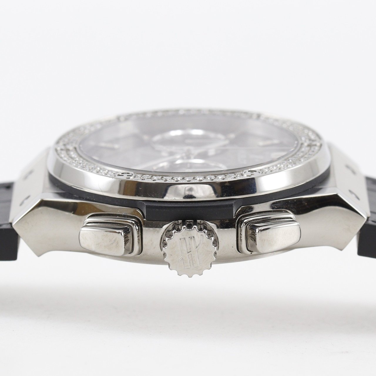 Hublot Classic Fusion Automatic Stainless Steel and Alligator with Rubber with diamond Bezel 42 Divers