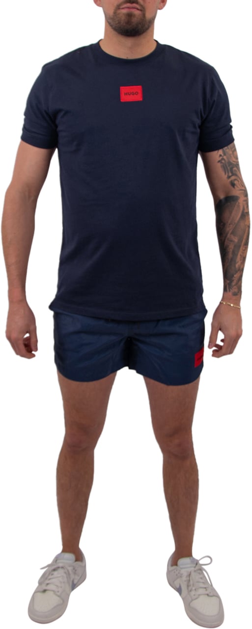 Hugo Hugo Dominica Blauw