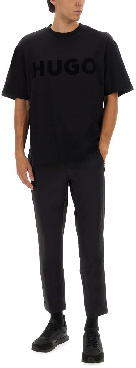 Hugo OVERSIZED LOGO T-SHIRT Zwart