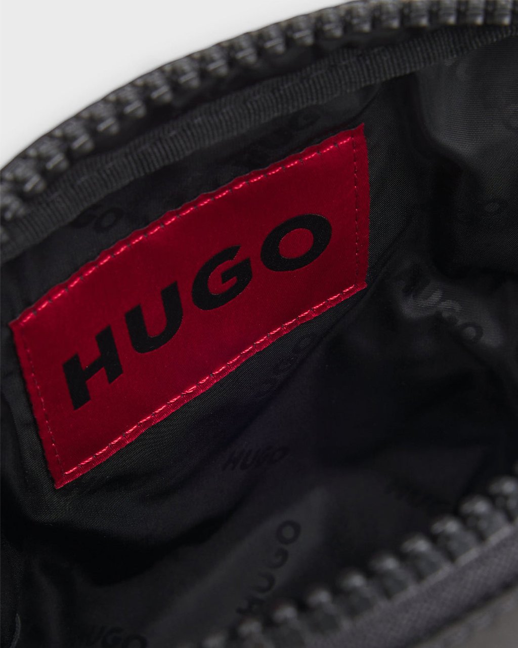Hugo Ethon 2.0 ZIP Zwart
