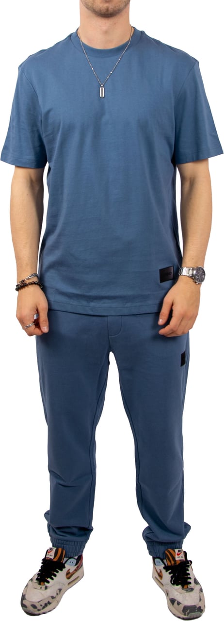 Hugo Danoto Blauw