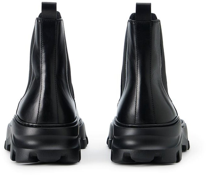 Iceberg Black calfskin ankle boots with chunky sole by Iceberg Zwart