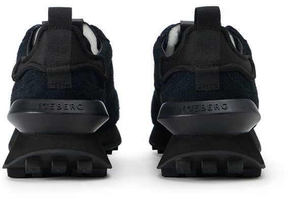 Iceberg Black runner-inspired sneakers in leather and technical fabric by Iceberg Zwart
