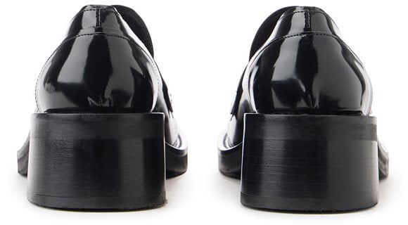 Iceberg Elegant and versatile black Ruby loafers Zwart