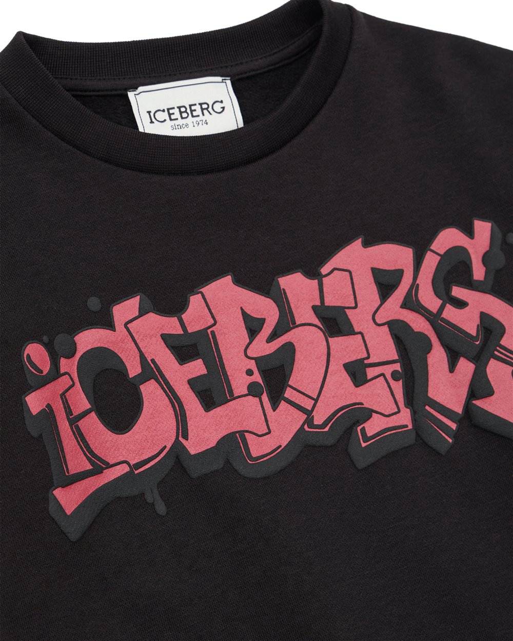 Iceberg KIDS - Black crewneck sweatshirt with red Iceberg logo Zwart