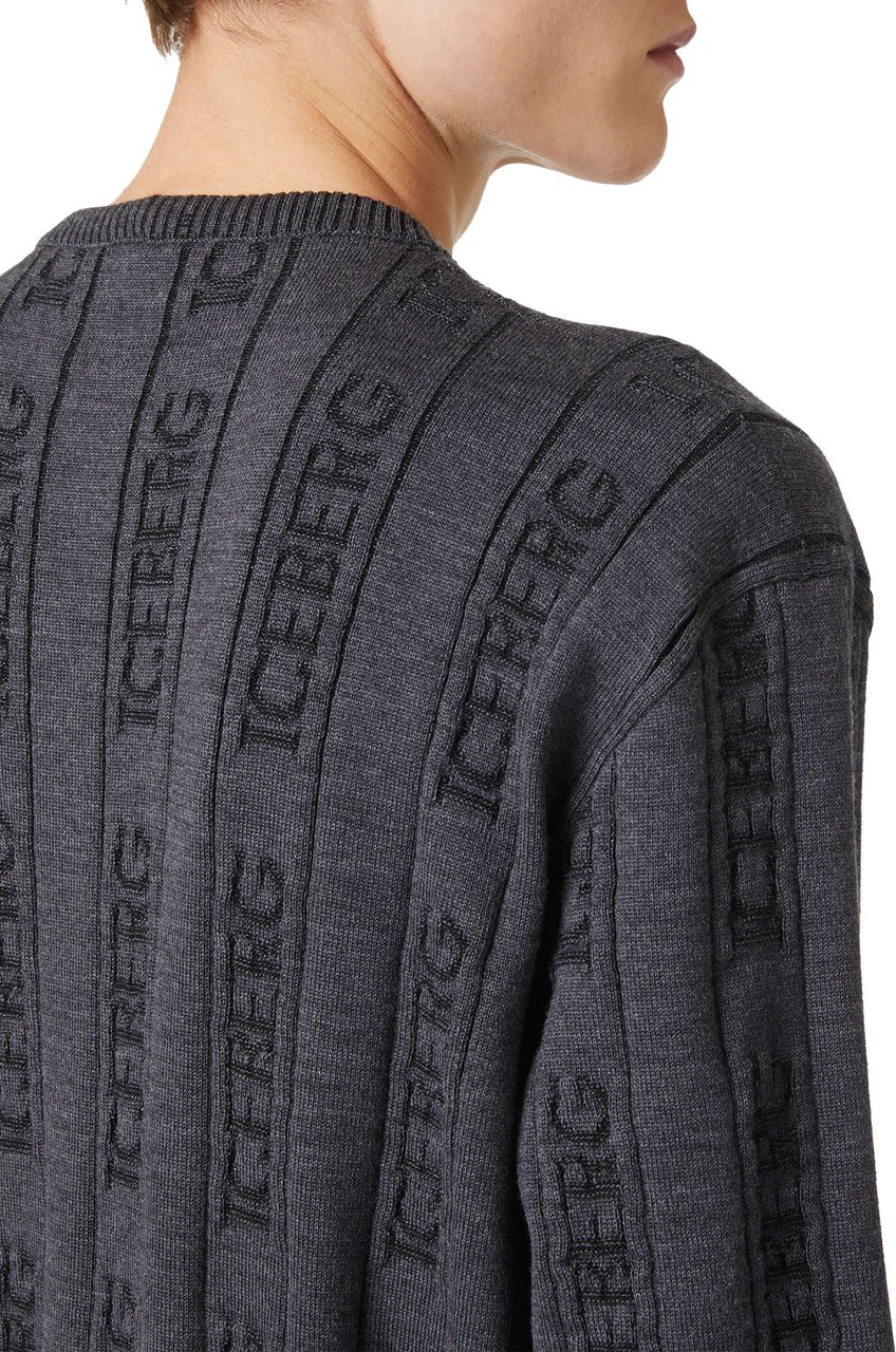 Iceberg Crewneck Sweater in Anthracite Melange in Extrafine Merino Wool Grijs