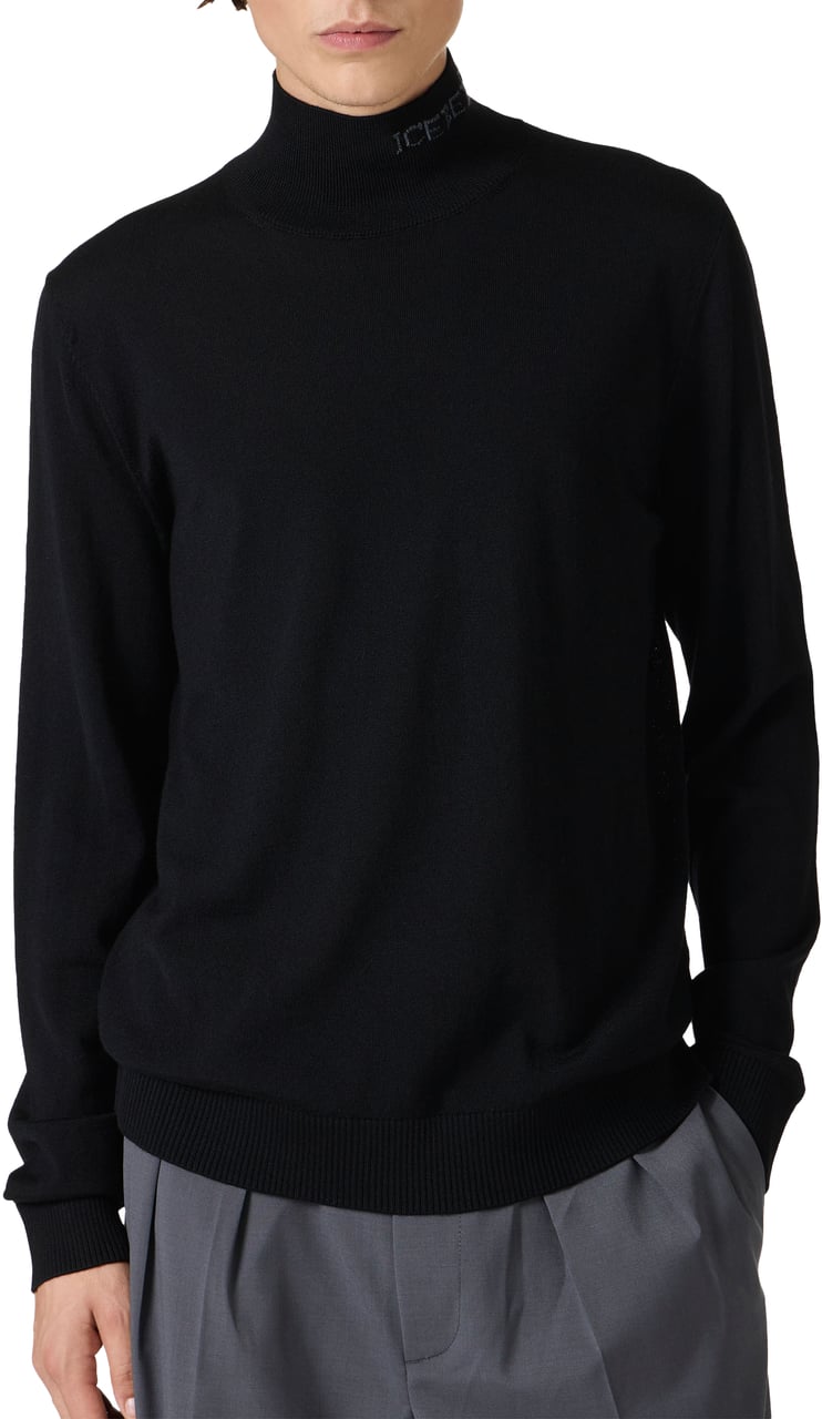 Iceberg Black slim fit turtleneck sweater in merino with contrasting Iceberg logo Zwart
