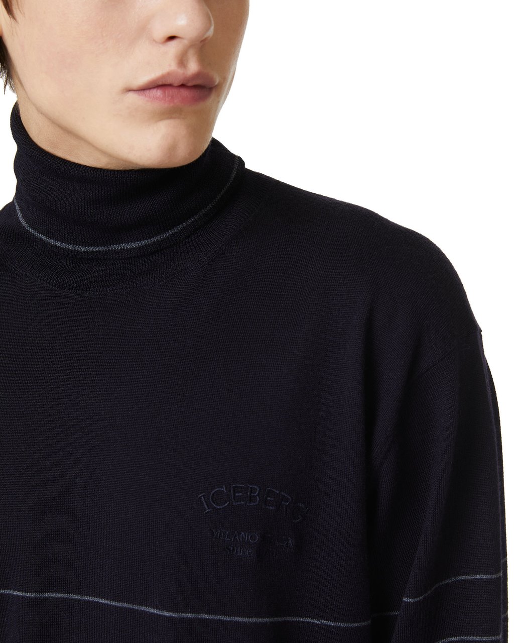 Iceberg Multicolor turtleneck sweater in extra-fine merino with thread embroidery logo Divers