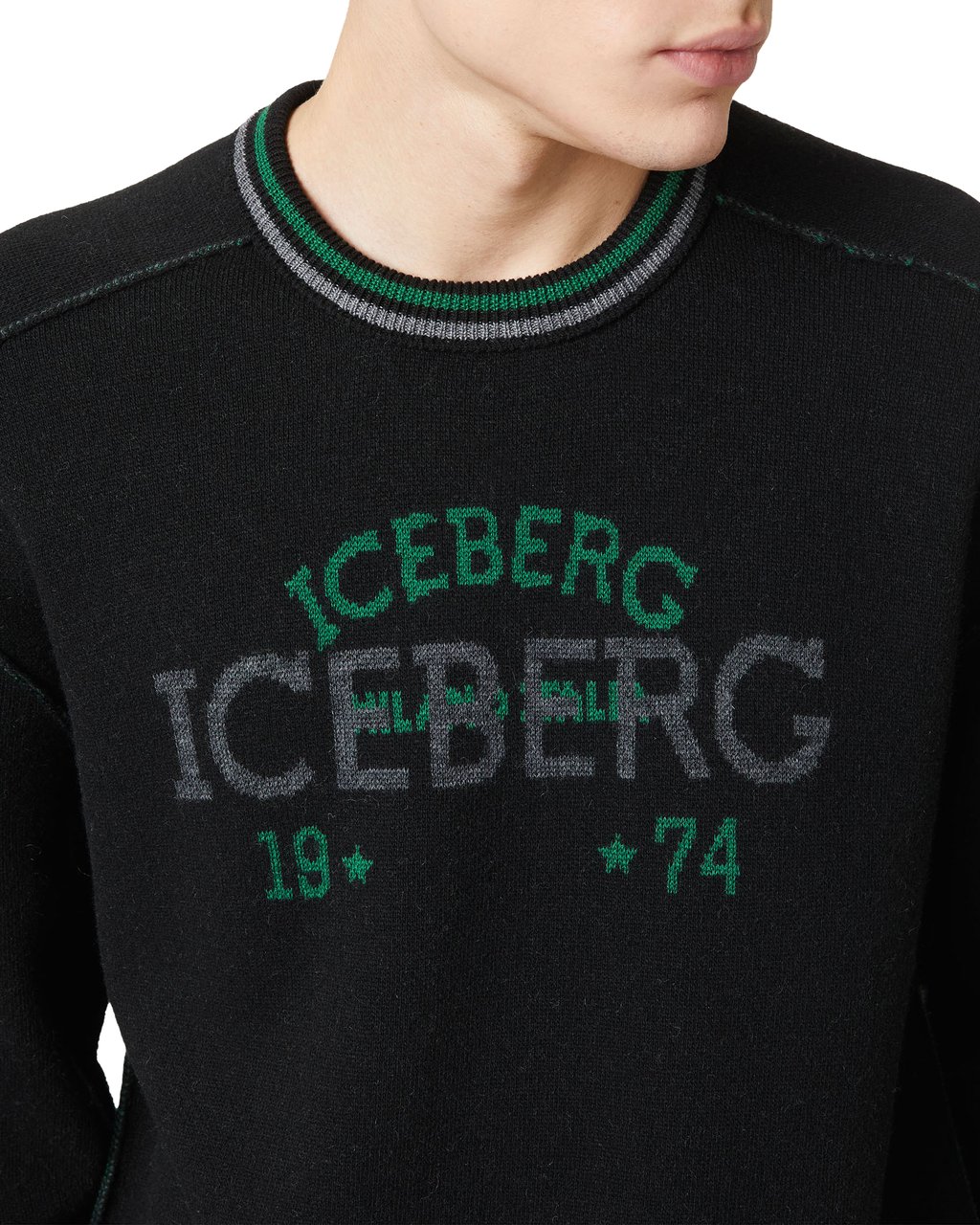 Iceberg New regular fit crew neck sweater in black extra-fine merino Zwart