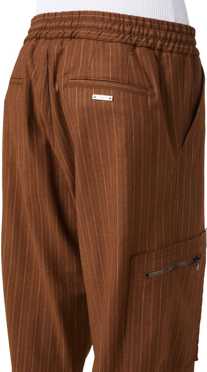 Iceberg Cargo fit trousers with pinstripe, hazelnut background and grey stripe Zwart