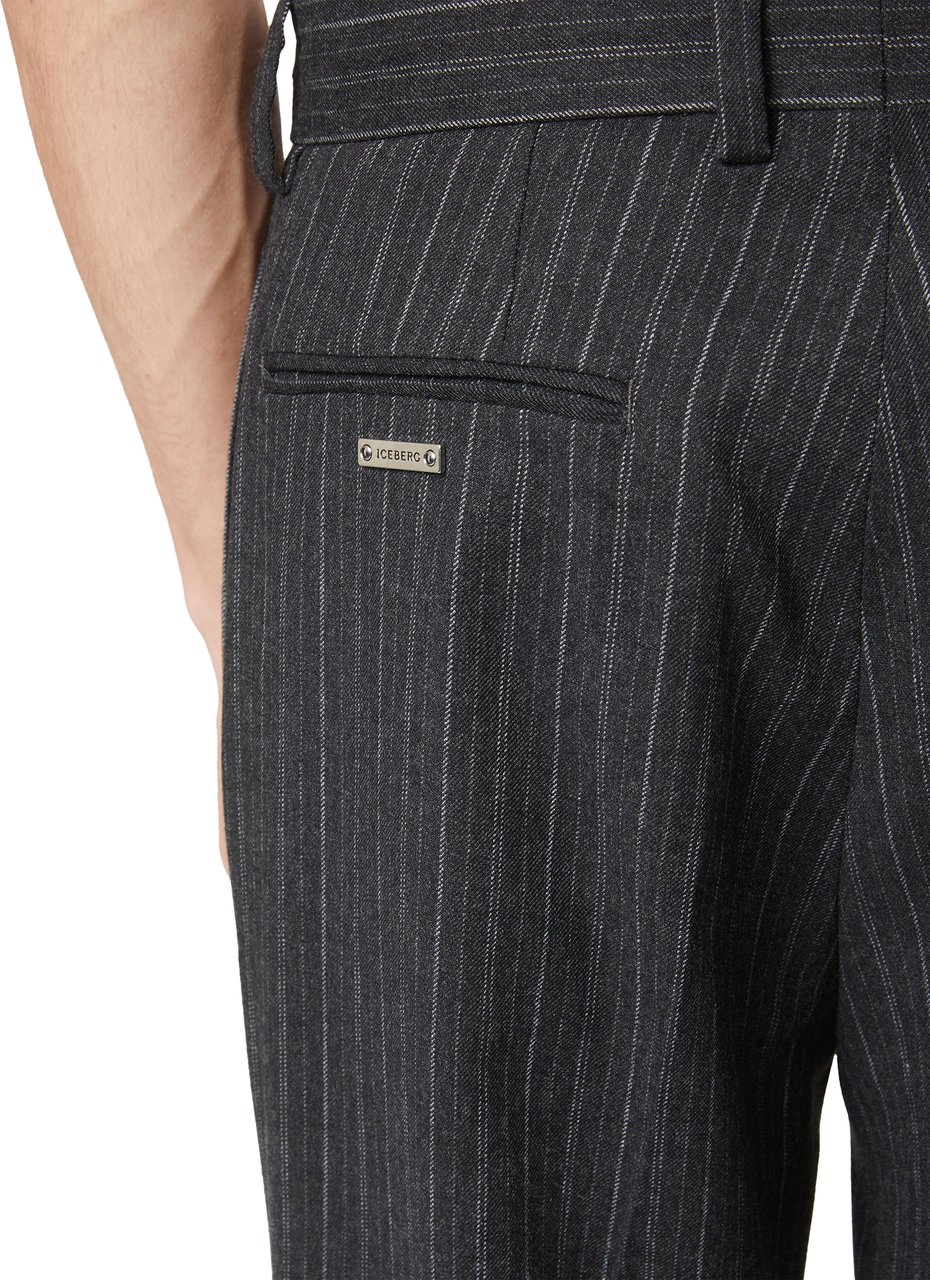 Iceberg Regular-waisted trousers in cool wool fabric with dark and light grey pinstripe Zwart