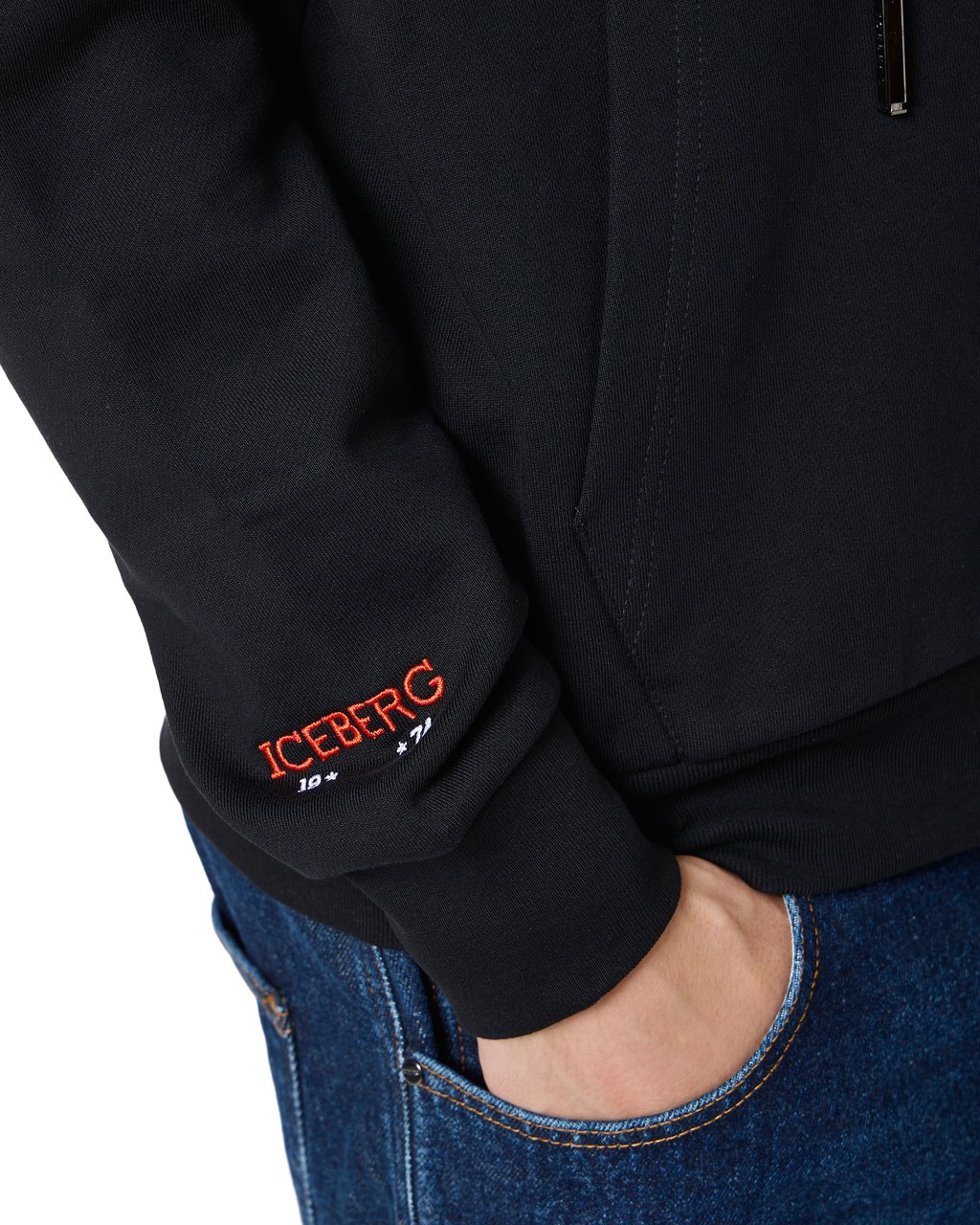 Iceberg Black hoodie with Milano Polaroid print and logo embroidery Zwart