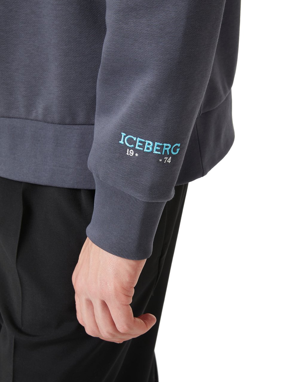 Iceberg Dark grey hoodie with SpongeBob patch and embroidered Iceberg logo Grijs