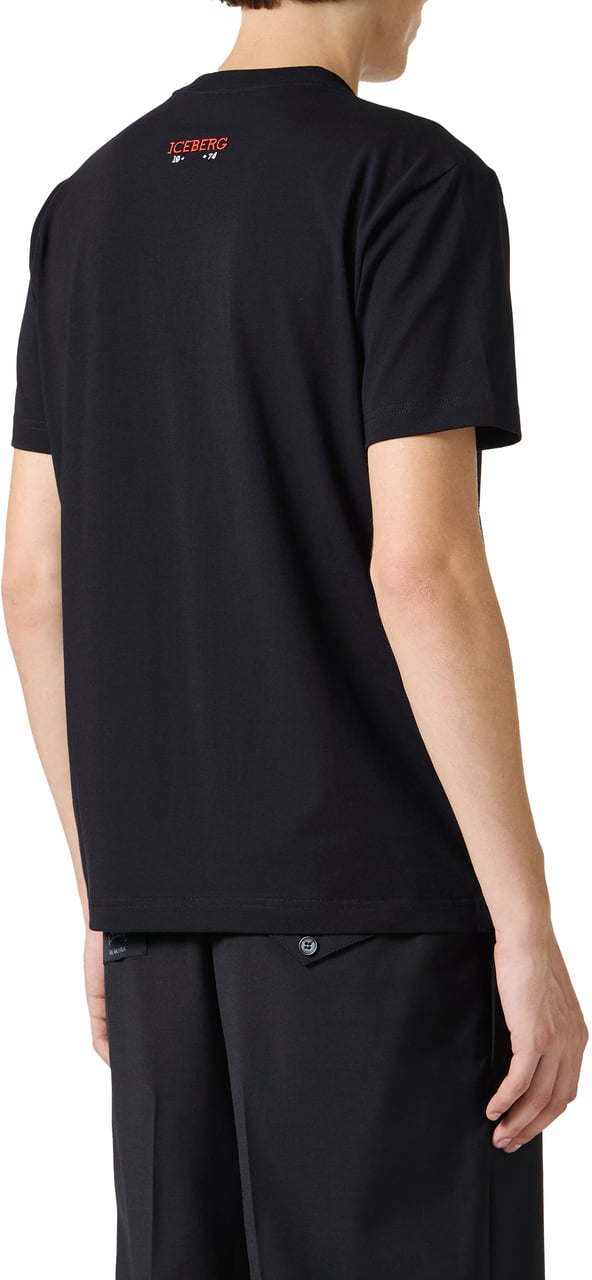 Iceberg Black slim fit T-shirt with Peanuts patch and embroidered Iceberg logo Zwart