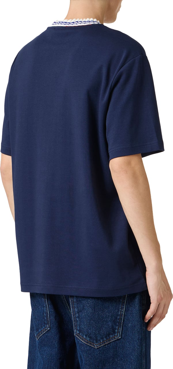 Iceberg Iconic and conscious: the blue T-shirt that makes the difference Blauw