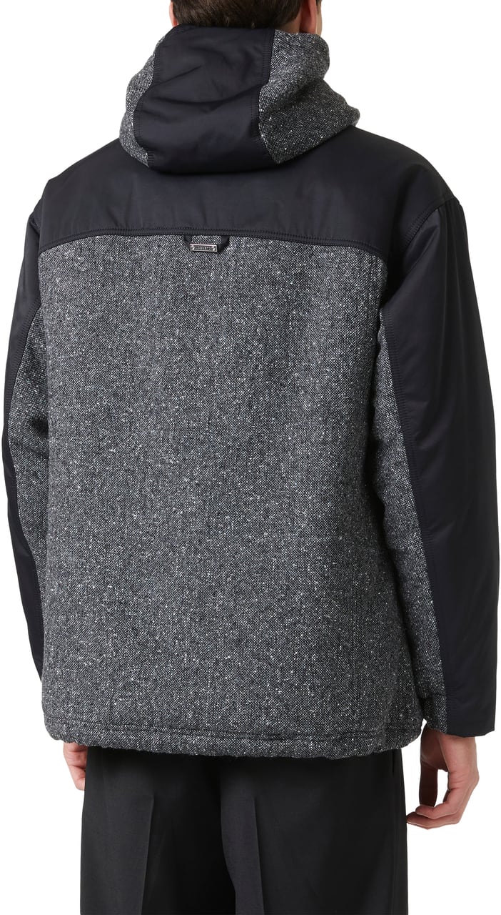 Iceberg Comfort fit jacket in a mix of fabrics and greys: sophisticated lightness and functionality Divers