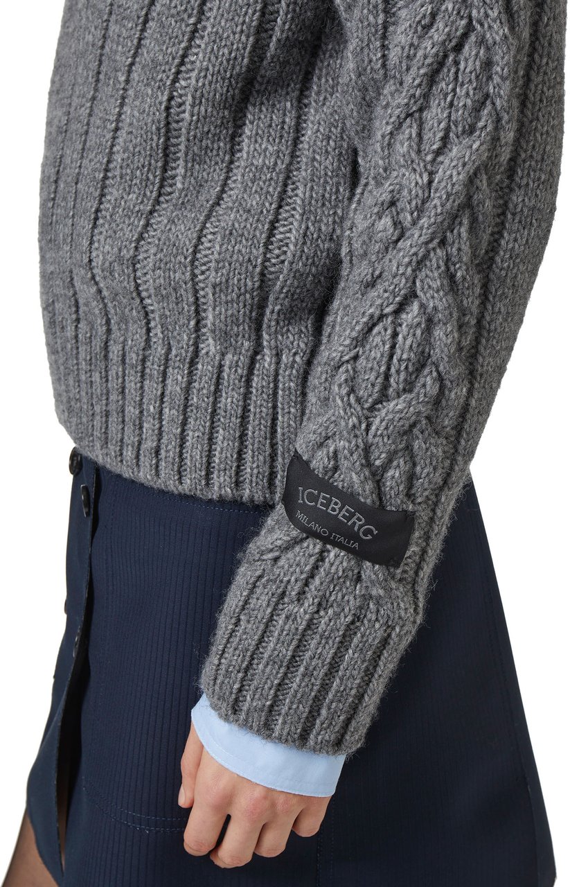 Iceberg Wool and alpaca polo: three-dimensional texture and asymmetrical design Grijs