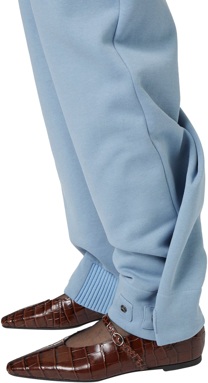 Iceberg Jogger fit in sustainable brushed fleece, powder blue Blauw