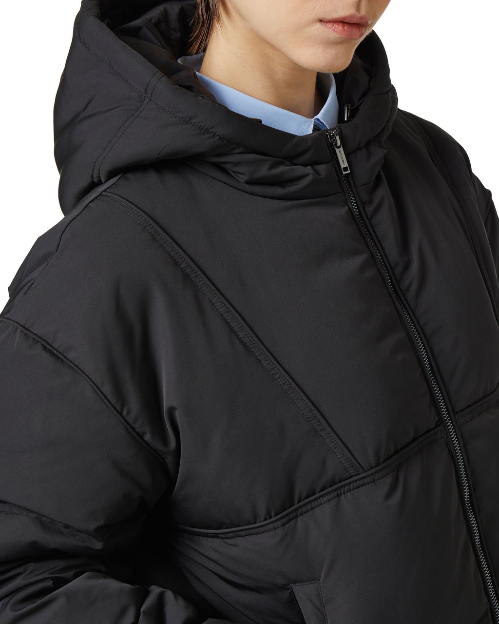 Iceberg Short down jacket in real feather with logo plate Zwart
