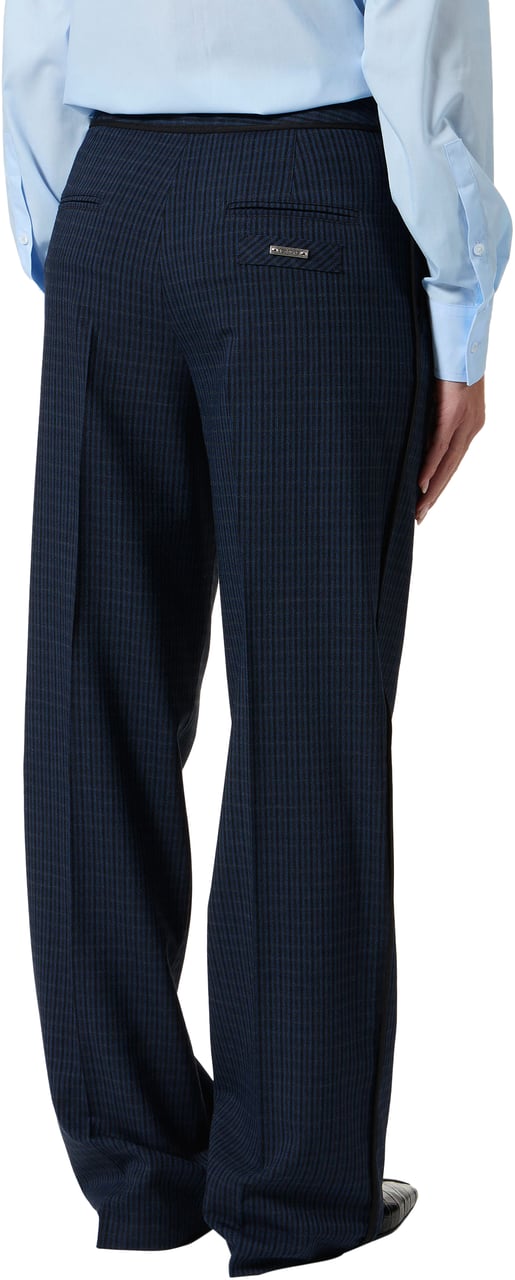 Iceberg Relaxed-fit, low-rise trousers in blue and black check fabric Divers